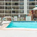 Cozy Waikiki Getaway, Stroll To Beach With Free Parking